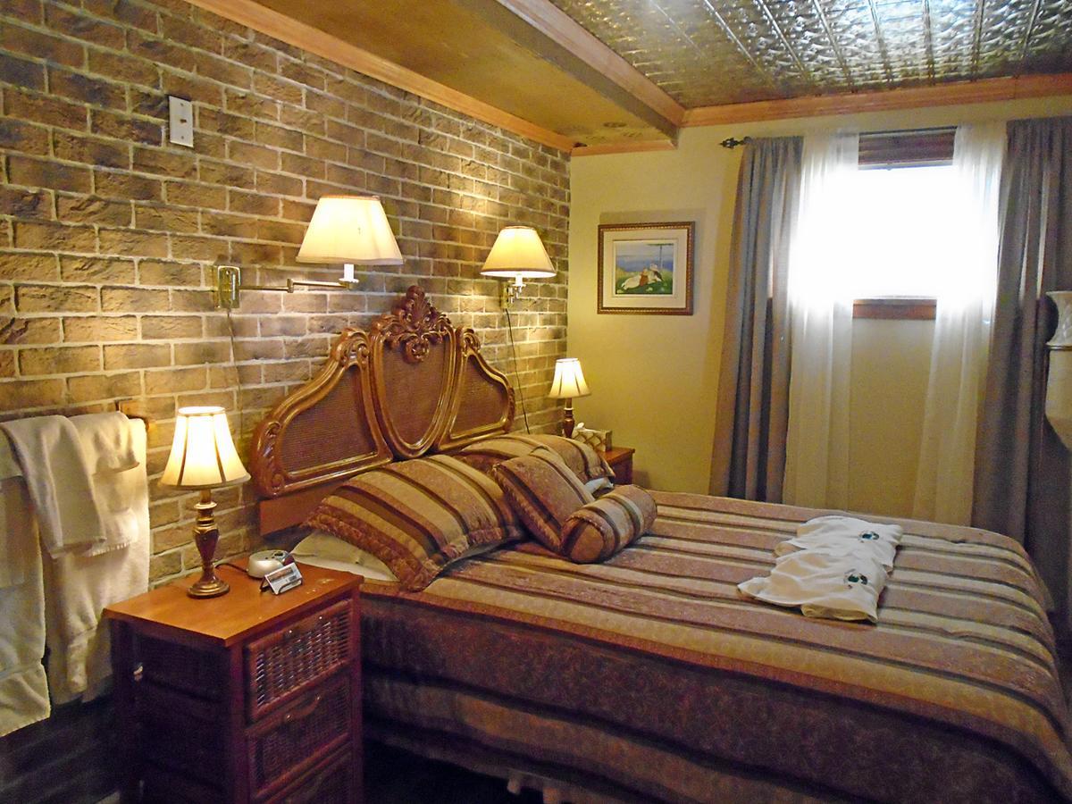 Gite La Halte Du Verger Bed And Breakfast Riviere-du-Loup Exterior photo